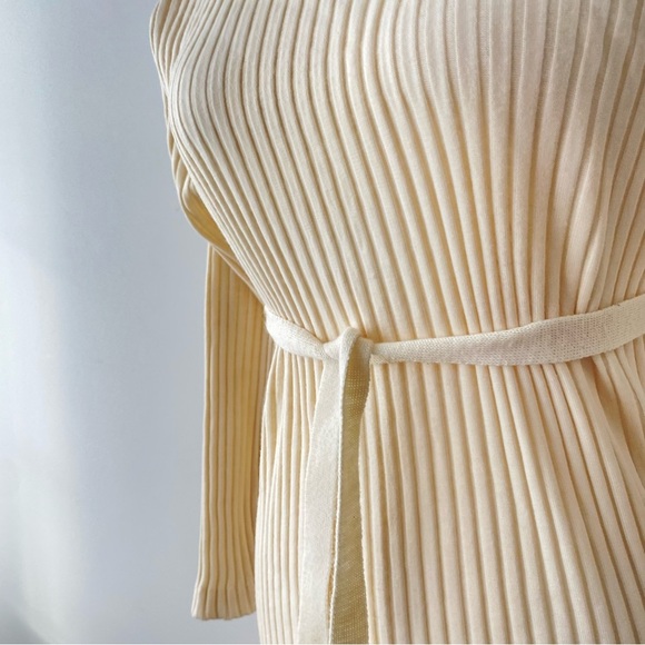 Cowl Neck Knit Sweater - Picture 4 of 8